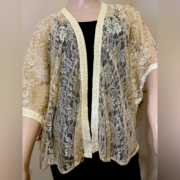 Accessories - Sparkly gold lace shawl.  XL